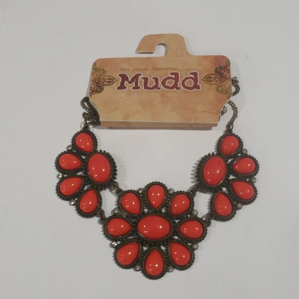 Elegant Mudd Blue Statement Necklace - Women's Fashion Jewelry